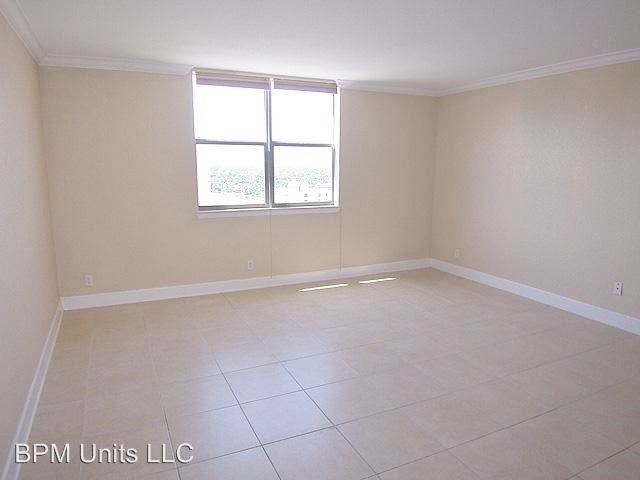 401 69th Street - Photo 2 of 18