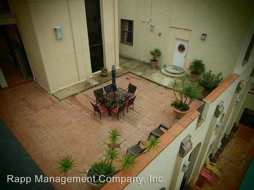 621 Moody St - Photo 3 of 17