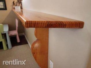 2726 Dibblee Ave - Photo 3 of 11