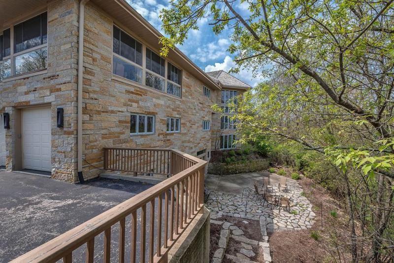 N1W31286 Hickory Hollow Ct - Photo 3 of 25