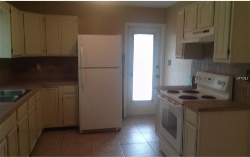 2717 Kathryn Ave - Photo 3 of 8