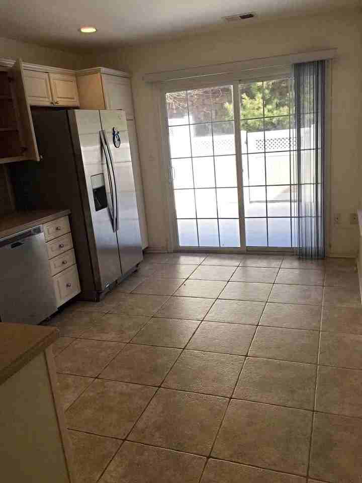 1-45 Cannon Ct - Photo 2 of 7