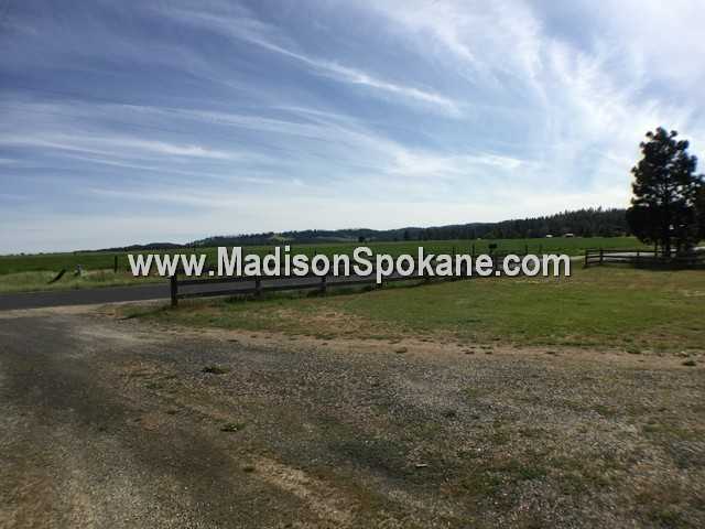 2310 W Woolard Rd - Photo 2 of 21