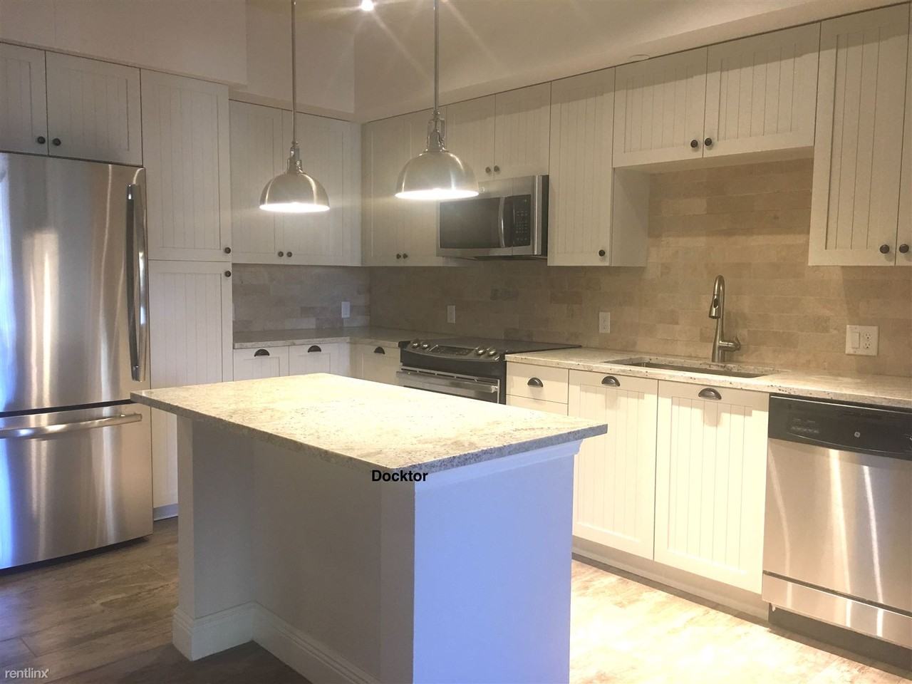 17 street causeway - Photo 2 of 24