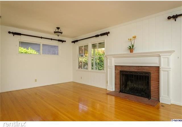 4834 Hampton Rd - Photo 2 of 10