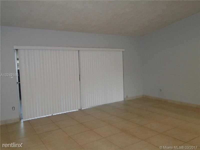 11001 SW 123rd Ct - Photo 3 of 21