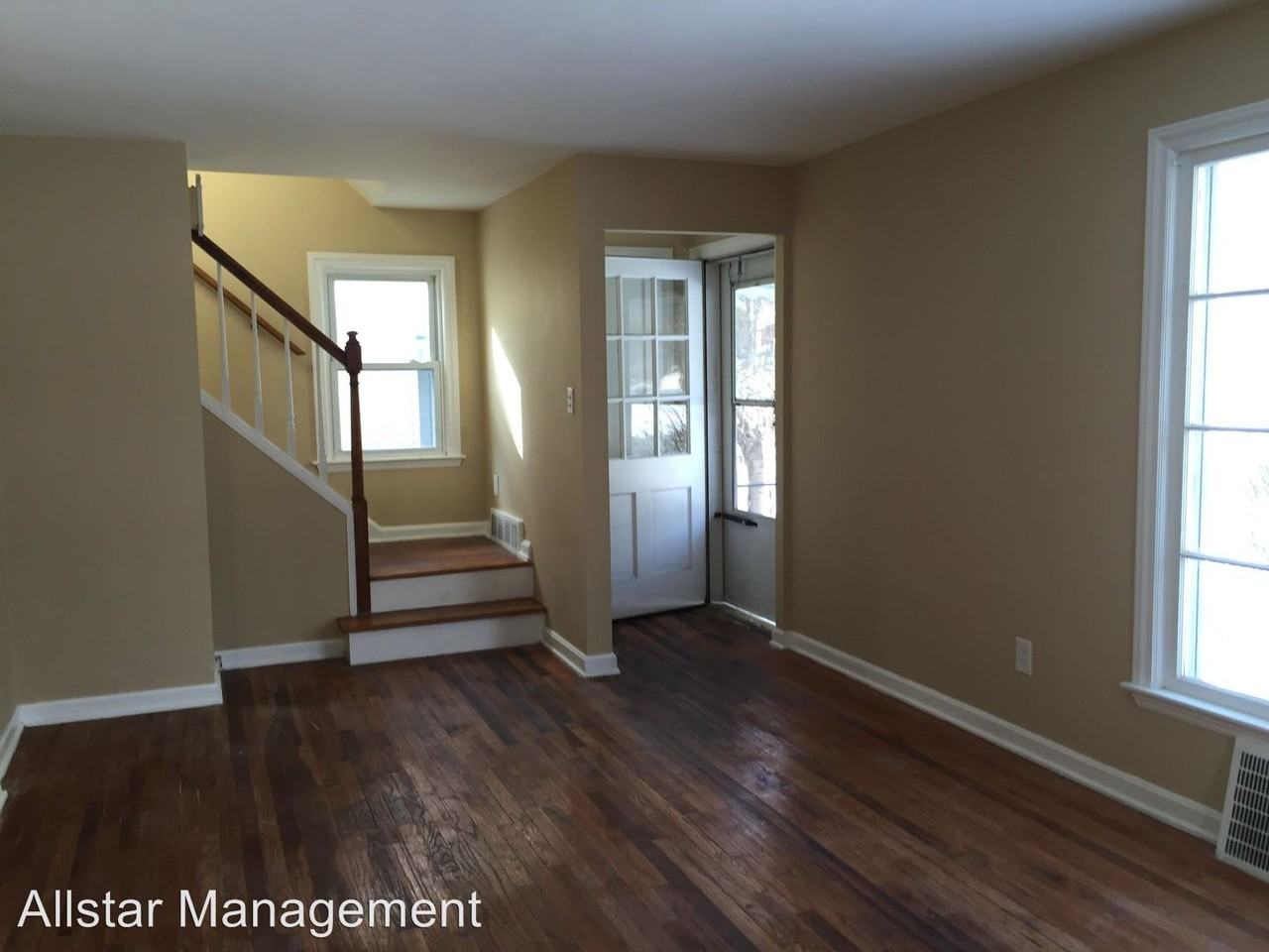 210 Columbus Rd - Photo 2 of 18