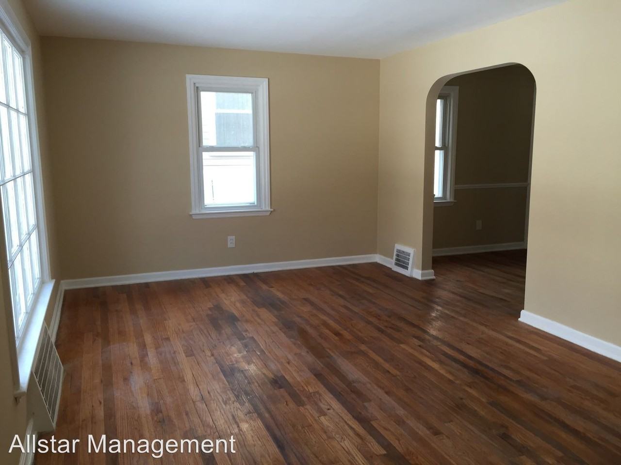 210 Columbus Rd - Photo 3 of 18