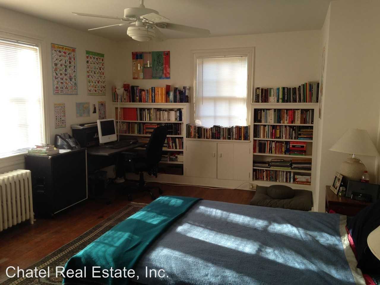 1559 44th St NW - Photo 3 of 7