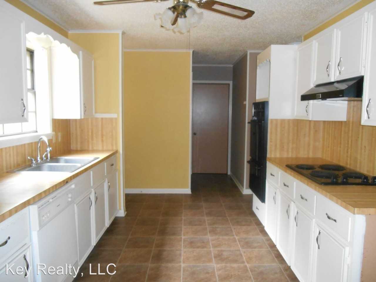 919 Ridgeview Dr - Photo 3 of 12