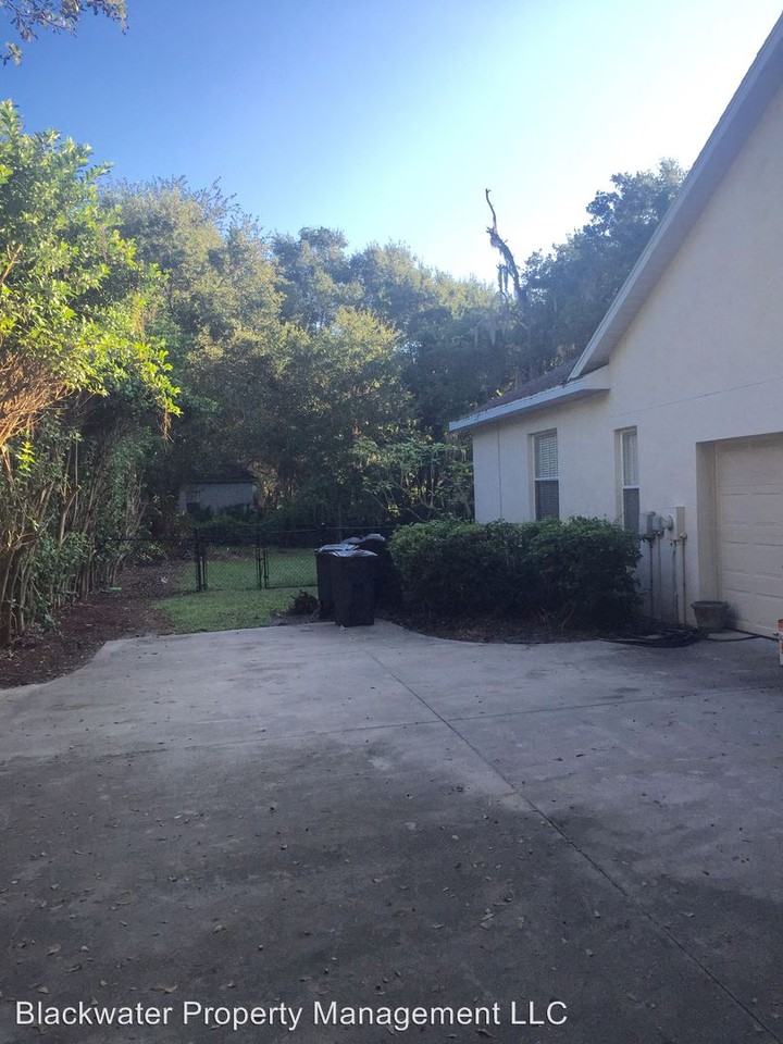 5806 Sierra Crest Ln - Photo 2 of 7