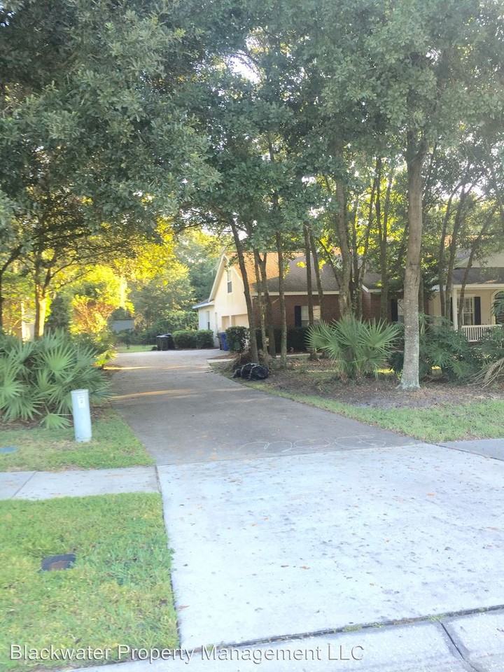 5806 Sierra Crest Ln - Photo 3 of 7