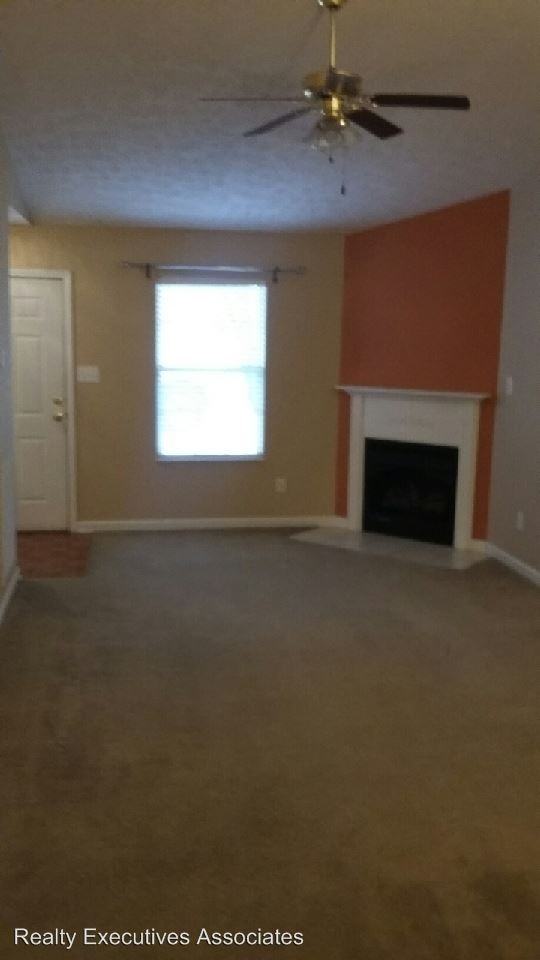 9009 Barbee Ln - Photo 3 of 4