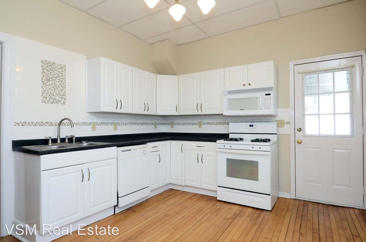 281 W Sturgis St - Photo 2 of 18