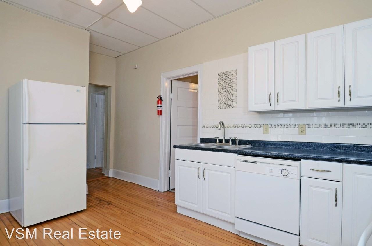 281 W Sturgis St - Photo 3 of 18