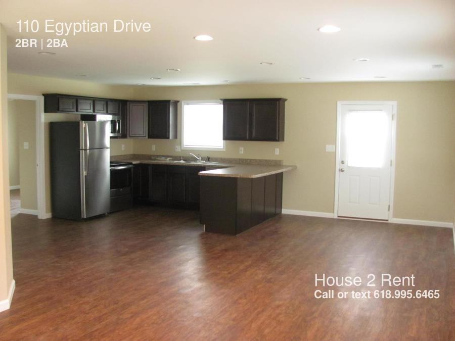 110 Egyptian Dr - Photo 2 of 4