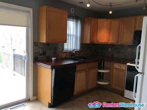 7830 E 102nd St - Photo 3 of 13