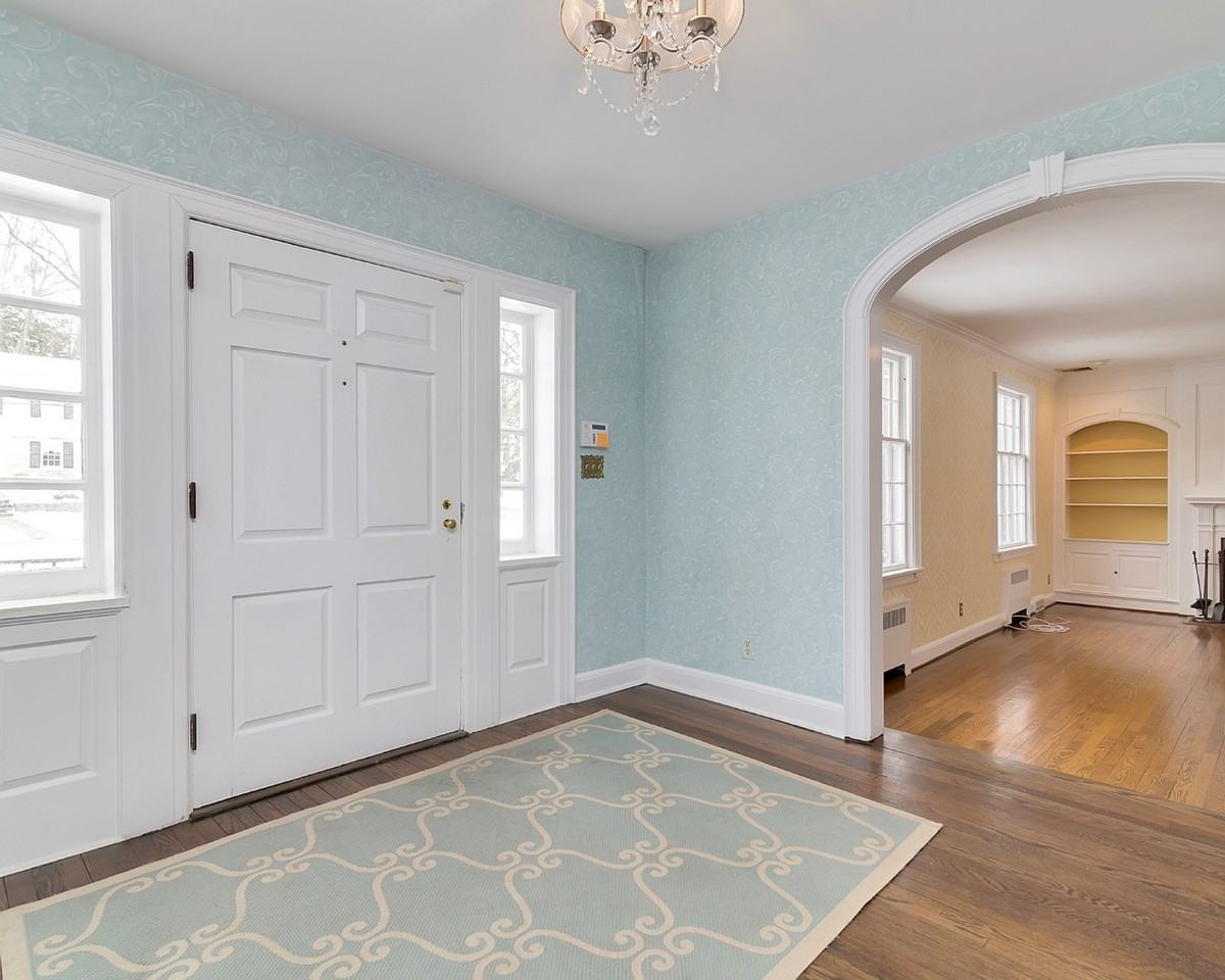 11 Old Chester Rd - Photo 2 of 23