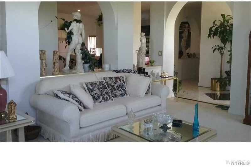 6233 Baer Rd - Photo 3 of 16