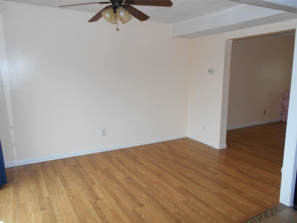 31 Slavin Ct - Photo 3 of 22