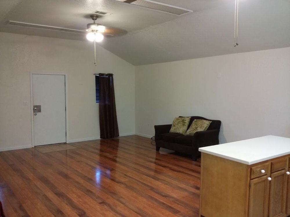 21049 I-10 - Photo 2 of 9