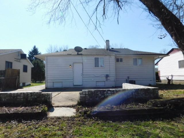 10877 Spring Garden Dr - Photo 2 of 3