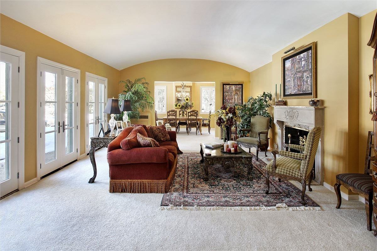 532 Earlston Rd - Photo 3 of 9