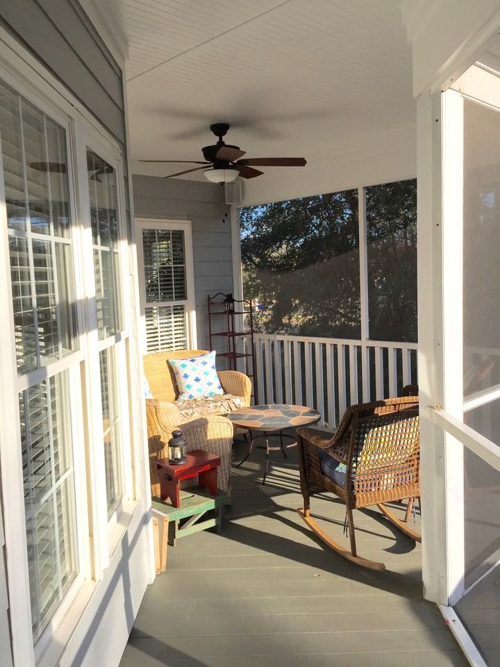 222 Royal Oaks Ct - Photo 2 of 6