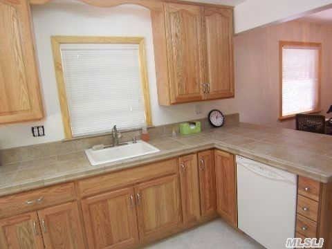 167 Brooksite Dr - Photo 3 of 16