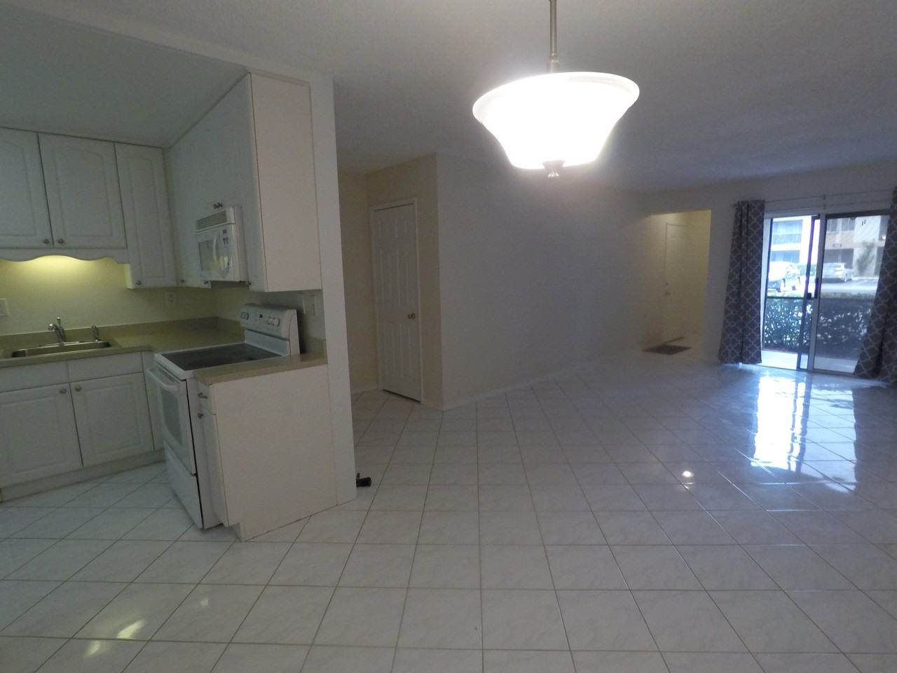 101 Gardens Dr #105 - Photo 3 of 20