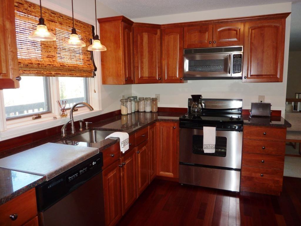 3 Rosemary Ct - Photo 3 of 24