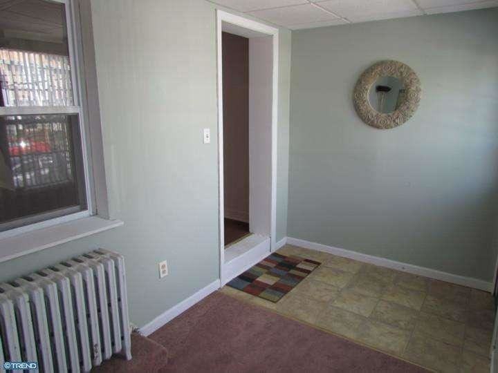 1117 Maple St - Photo 2 of 25