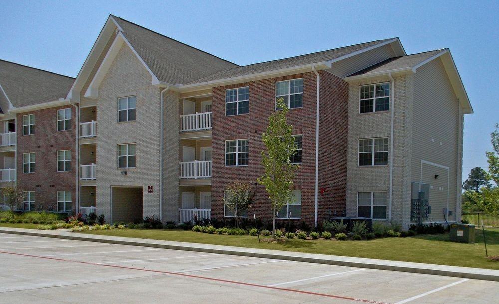 1609 E Harding St - Photo 2 of 50