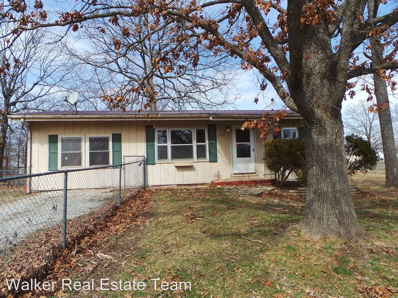 12377 Robin Dr - Photo 3 of 32