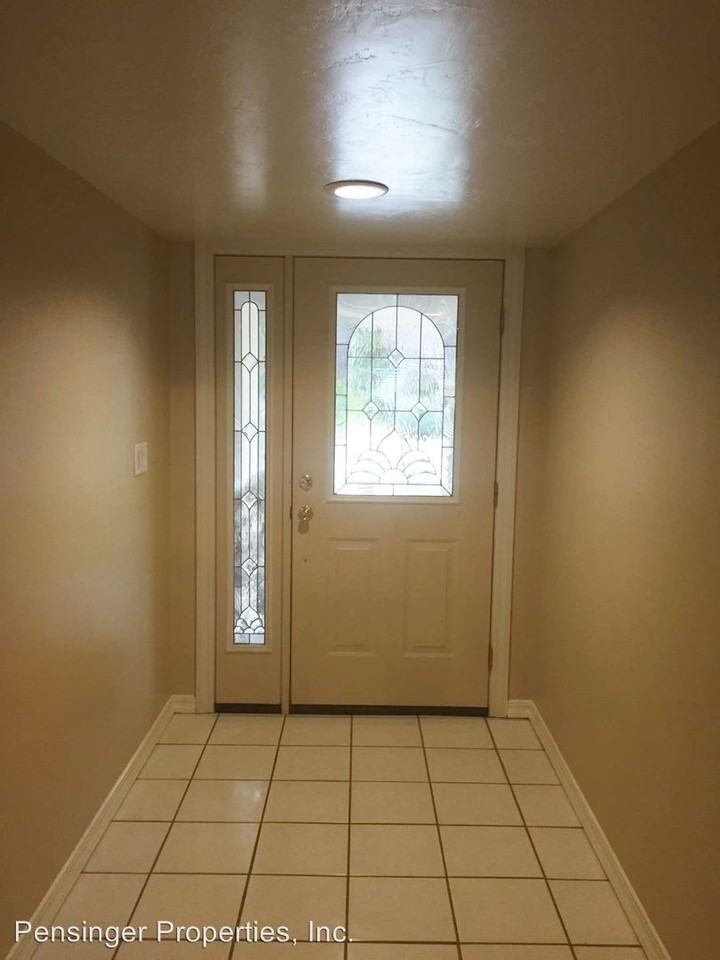 501 Starmount Ln - Photo 2 of 23