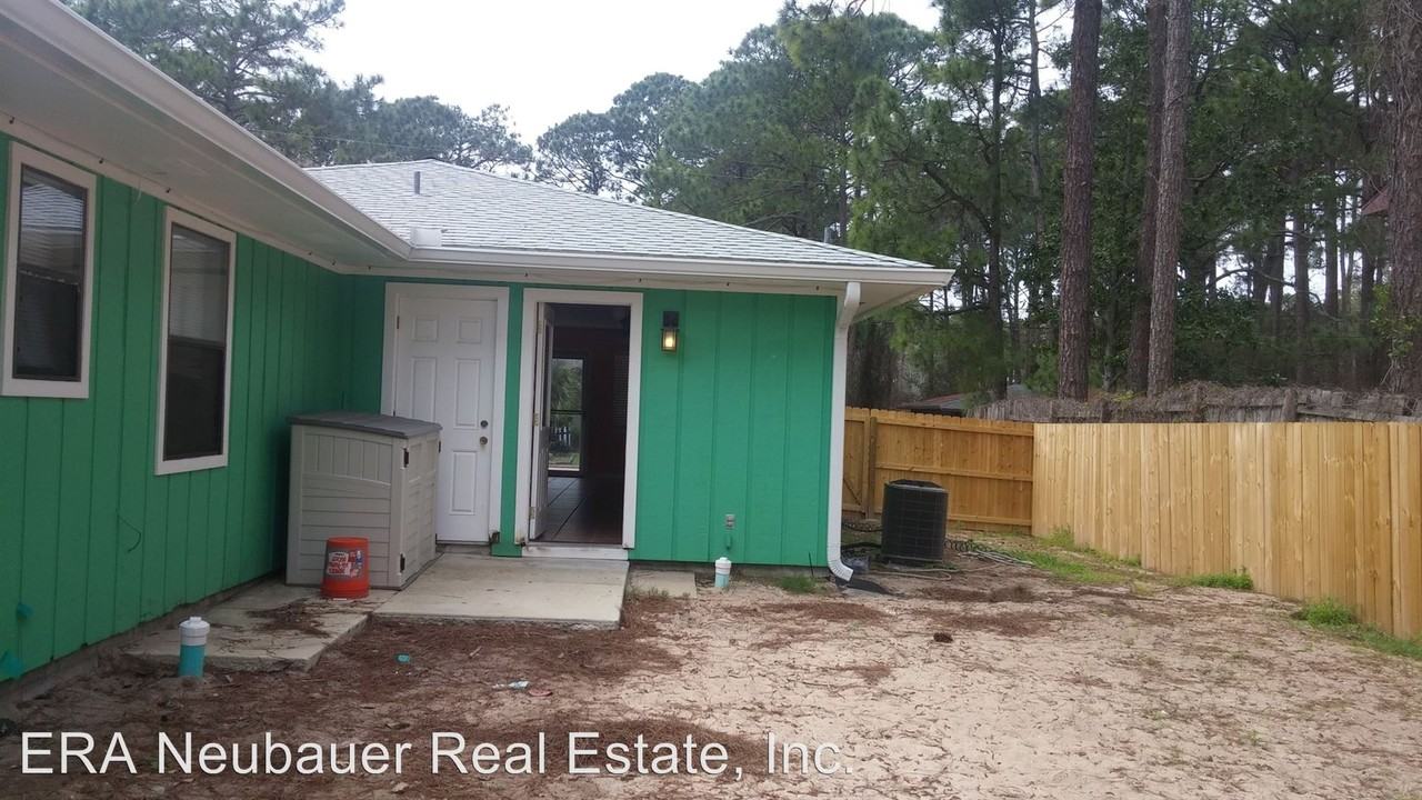 2525 Beech St - Photo 3 of 7