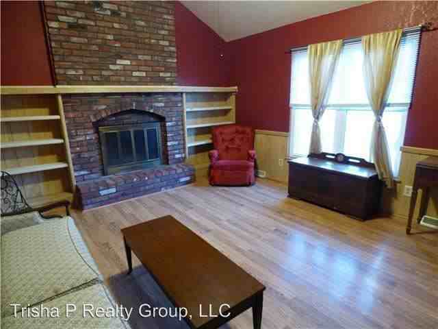 112 Ethel Ln - Photo 2 of 13