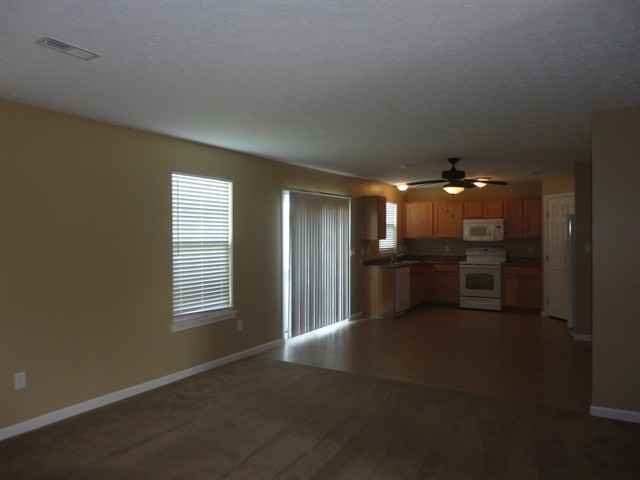 5324 Rivers Edge Blvd - Photo 3 of 12