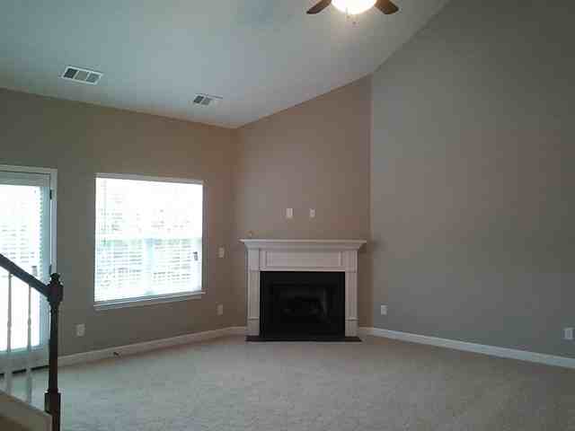 799 Evening Ave - Photo 3 of 12