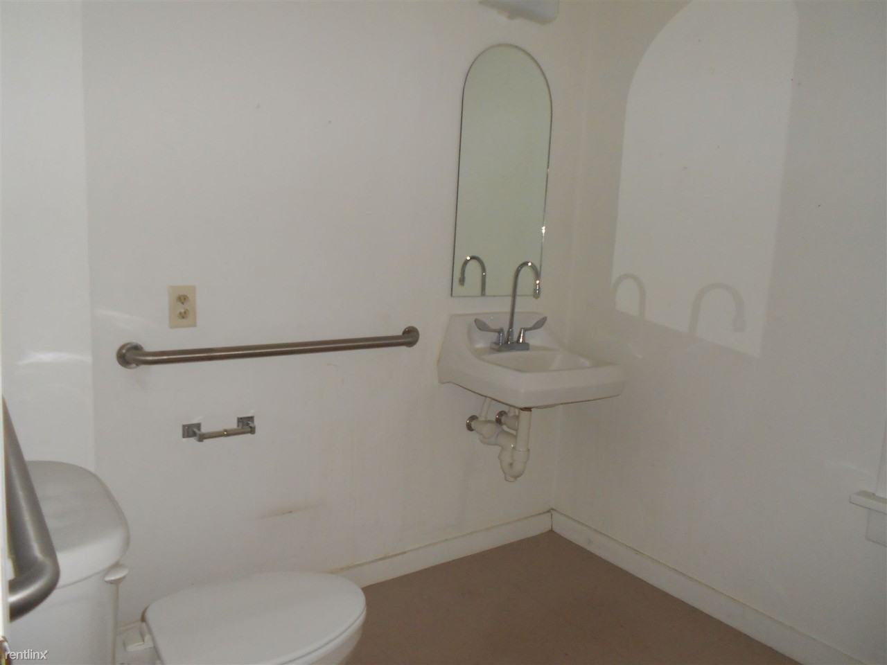 235 W Thayer Ave - Photo 2 of 9