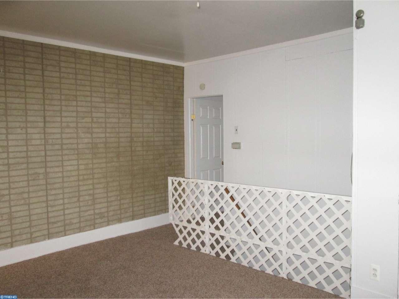 6535 Limekiln Pike - Photo 3 of 16