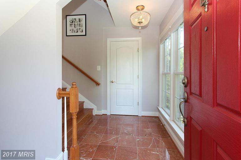 43685 Lees Mill Square - Photo 3 of 30