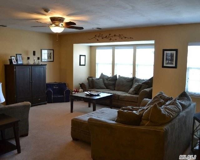 25 Country View Ln - Photo 2 of 11