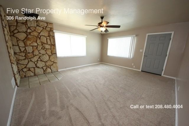 306 Randolph Ave - Photo 2 of 10