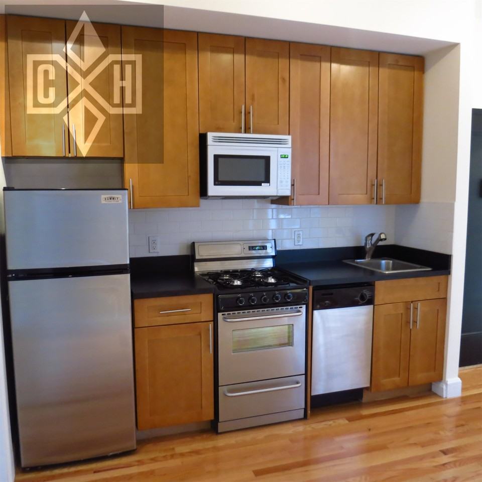 3rd Ave & E 80th St #56t