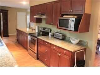 4584 Hawthorne Pl - Photo 2 of 6