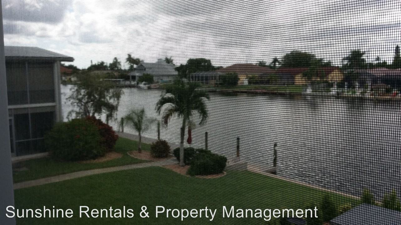 330 Tudor DR - Photo 2 of 12