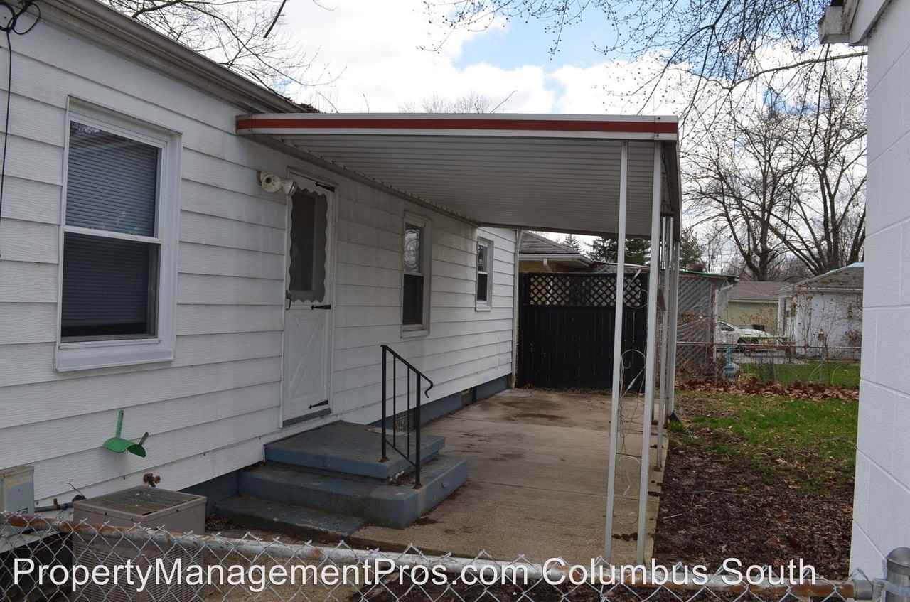 1251 Simpson Dr - Photo 3 of 15