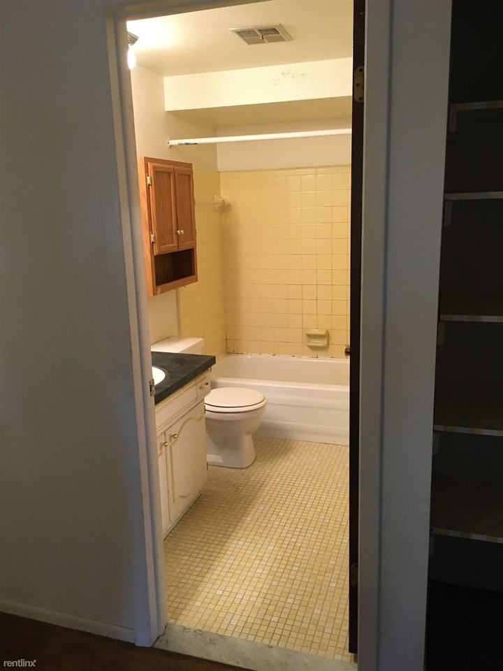 2336 Peppermill Rd - Photo 2 of 17