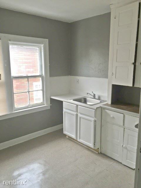 12015 Prairie St - Photo 3 of 8